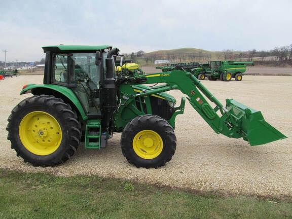 Image of John Deere 6120M equipment image 4