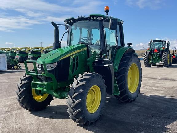 Image of John Deere 6120M equipment image 1