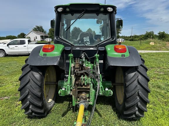 Image of John Deere 6120M equipment image 4