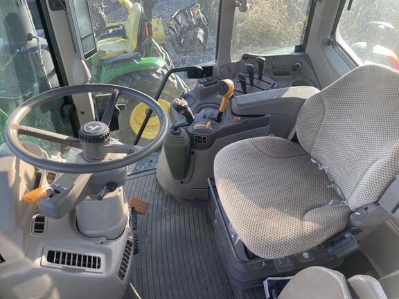 Image of John Deere 6120M equipment image 2