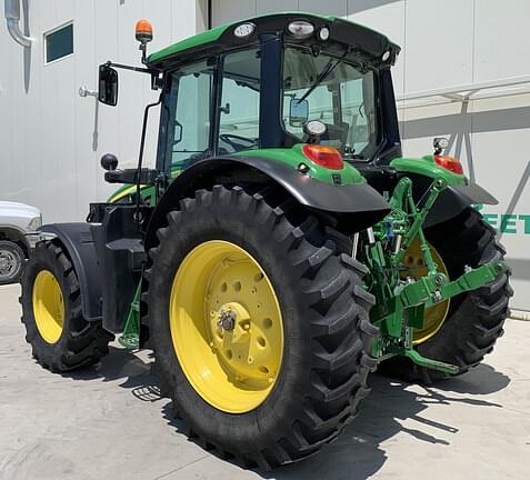Image of John Deere 6120M equipment image 4