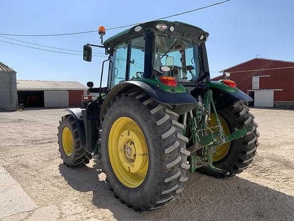 Image of John Deere 6120M equipment image 2
