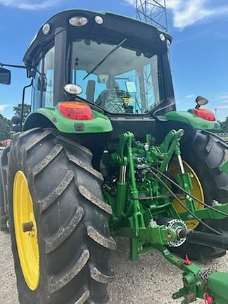 Image of John Deere 6120M equipment image 3