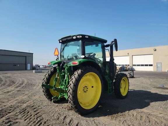Image of John Deere 6120R equipment image 4
