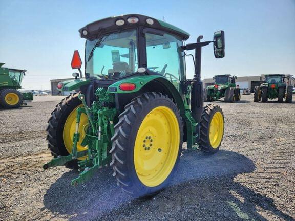 Image of John Deere 6120R equipment image 4