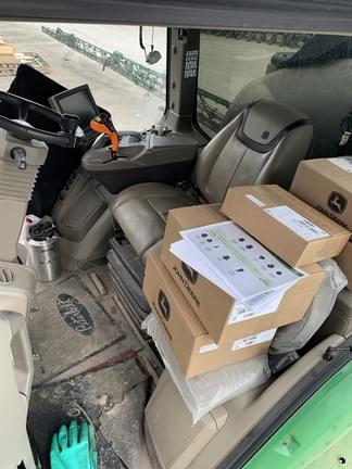 Image of John Deere 612R equipment image 2