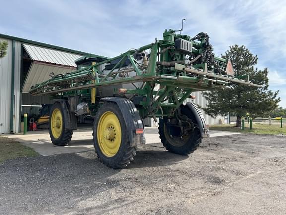 Image of John Deere 612R equipment image 2