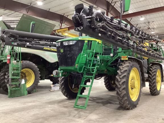Main image John Deere 612R