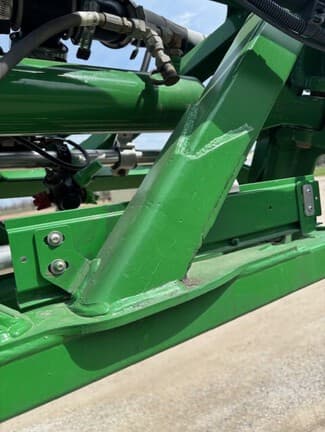 Image of John Deere 612R equipment image 4