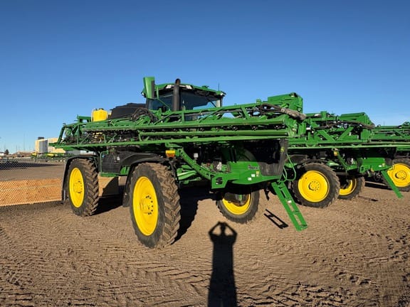 2022 John Deere 612R Equipment Image0