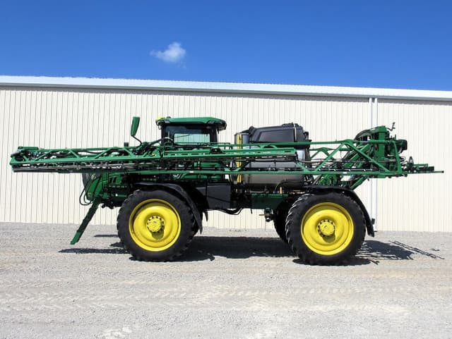 Image of John Deere 612R equipment image 2