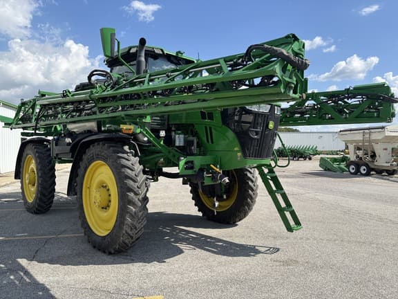 Image of John Deere 612R equipment image 2