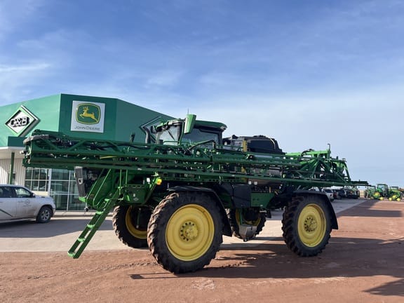 2022 John Deere 612R Equipment Image0