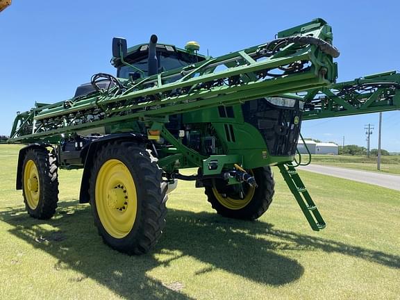 Image of John Deere 612R equipment image 2