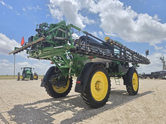 Image of John Deere 612R equipment image 4