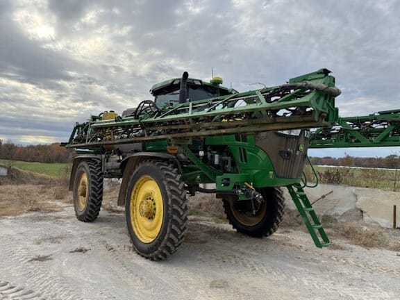 2022 John Deere 612R Equipment Image0