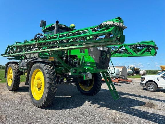 2022 John Deere 612R Equipment Image0