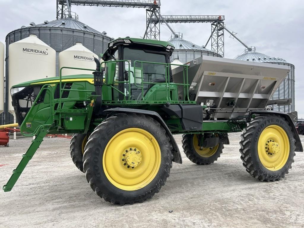 2022 John Deere 612R Equipment Image0