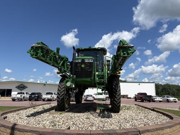 Image of John Deere 612R equipment image 2