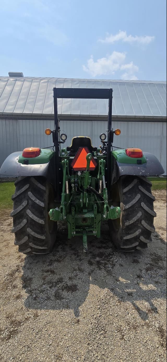 Image of John Deere 6130M equipment image 2