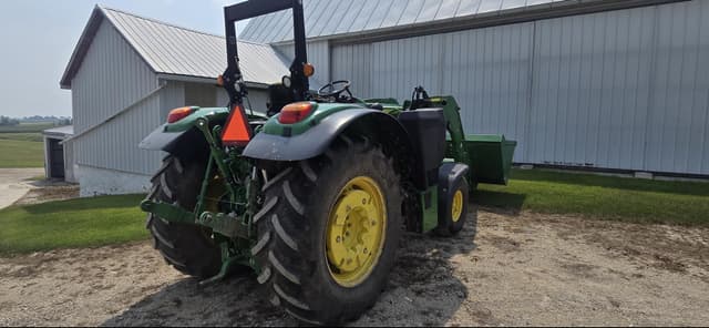 Image of John Deere 6130M equipment image 3