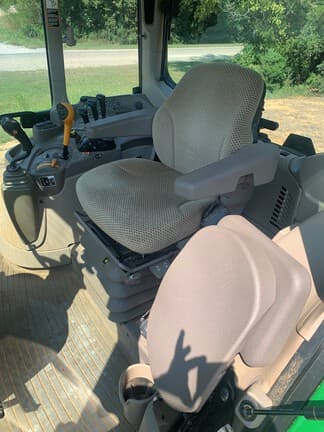 Image of John Deere 6130M equipment image 2