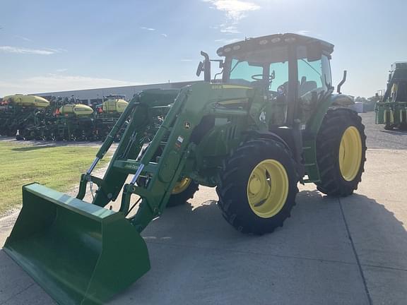 Image of John Deere 6130R equipment image 3