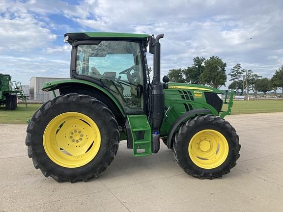 Image of John Deere 6130R equipment image 1