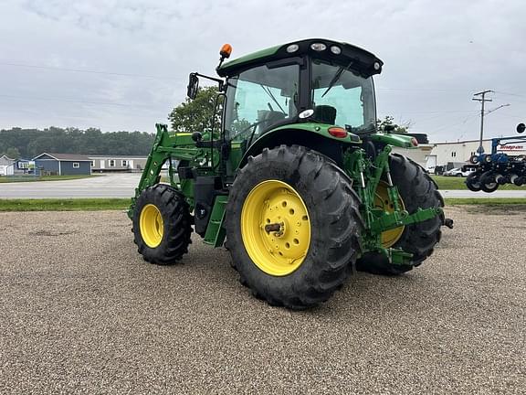 Image of John Deere 6130R equipment image 2