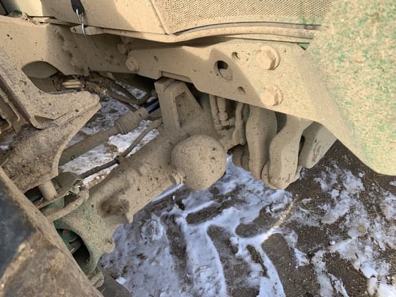 Image of John Deere 6130R equipment image 4