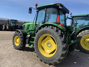 Main image John Deere 6135E 4