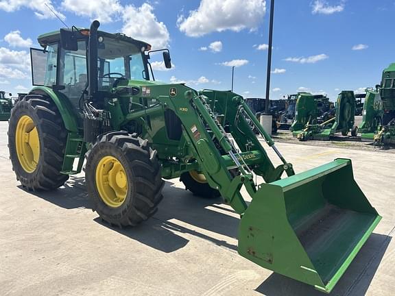 Image of John Deere 6135E equipment image 3