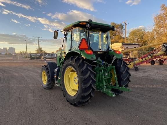 Image of John Deere 6135E equipment image 2