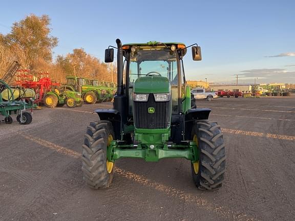 Image of John Deere 6135E equipment image 4