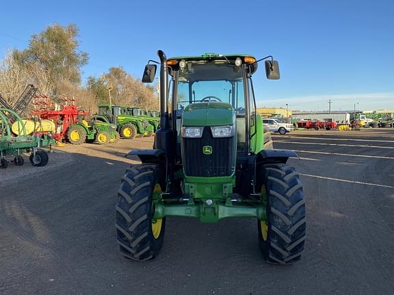 Image of John Deere 6135E equipment image 4