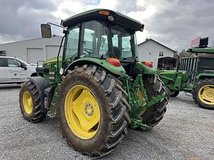 Main image John Deere 6135E 6