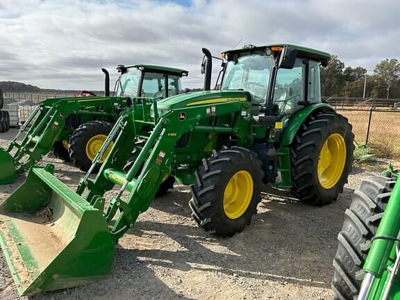 Image of John Deere 6135E equipment image 2