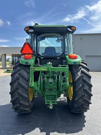 Image of John Deere 6135E equipment image 2