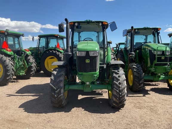 Image of John Deere 6135E equipment image 1