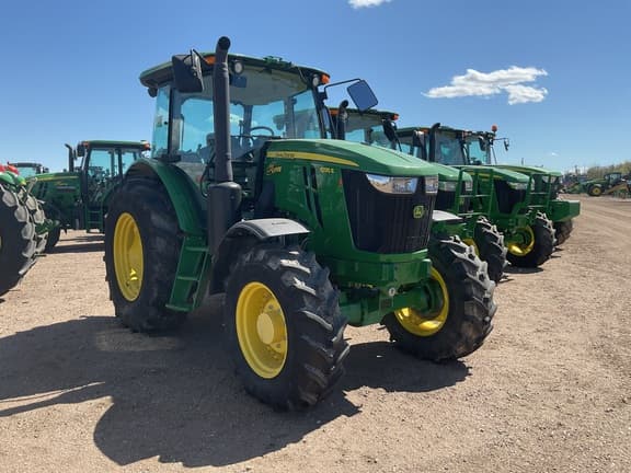 Image of John Deere 6135E equipment image 2