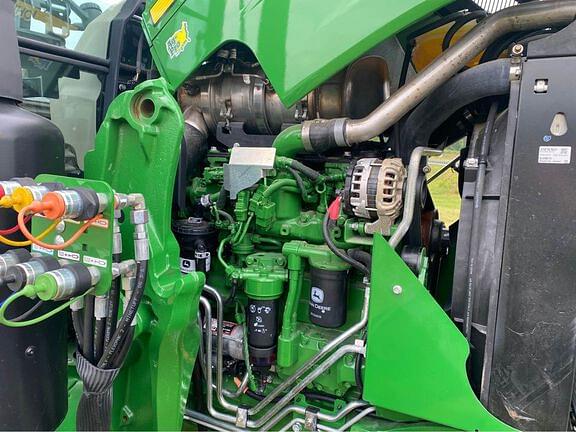 Image of John Deere 6135E equipment image 3