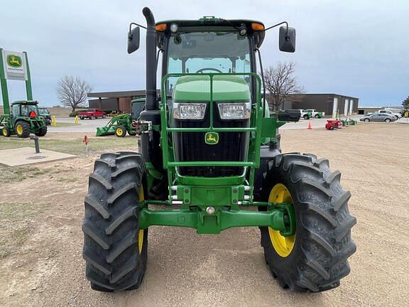 Image of John Deere 6135E equipment image 4