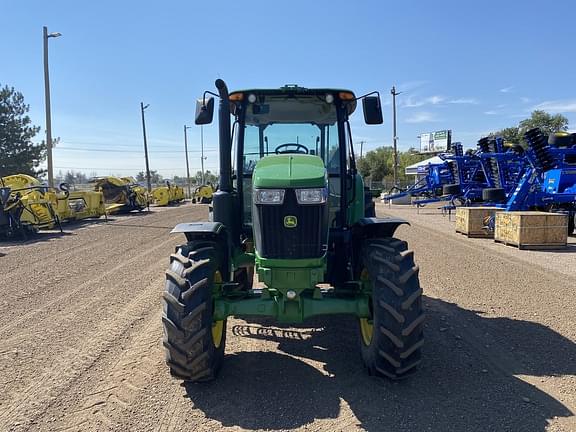 Image of John Deere 6135E equipment image 4