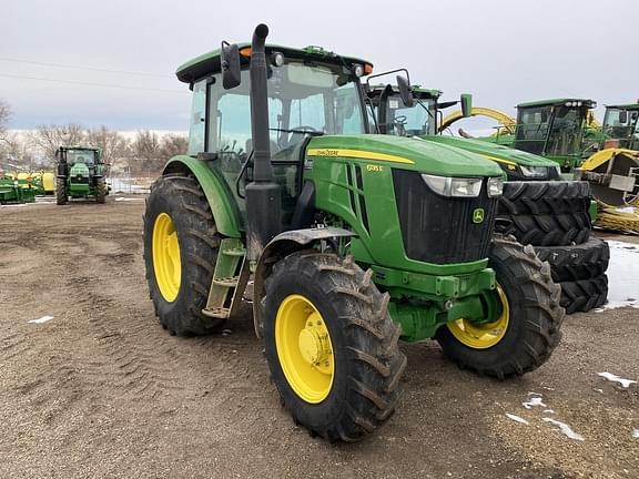 Image of John Deere 6135E equipment image 1