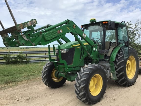 2022 John Deere 6135E Equipment Image0