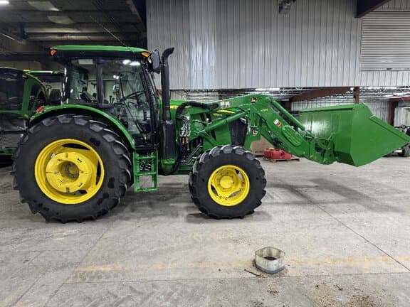 Image of John Deere 6135E Primary image