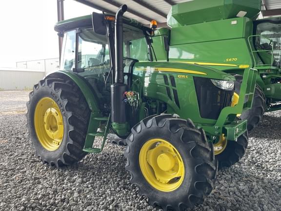 Image of John Deere 6135E equipment image 1
