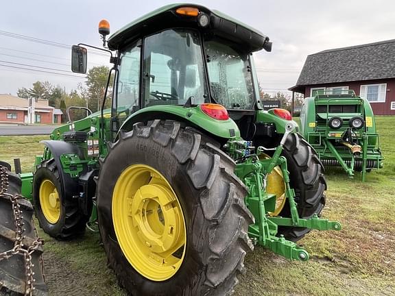 Image of John Deere 6135E equipment image 2