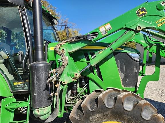 Image of John Deere 6135E equipment image 3