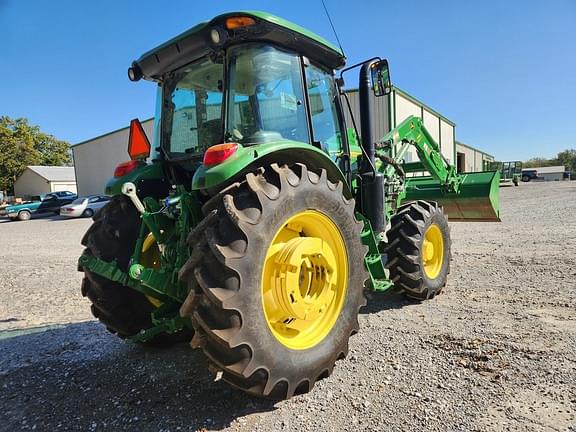 Image of John Deere 6135E equipment image 2